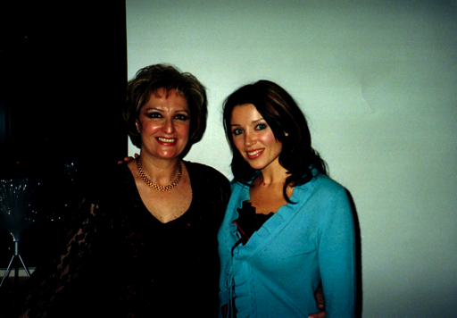 Danii Minogue et Marie claire Estevin